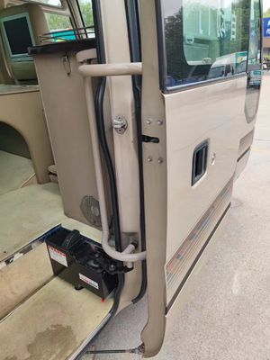 23 صندلی اتوبوس استفاده شده با پنجره مهر و موم انتقال دستی