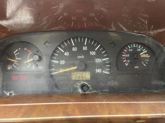 مینی‌بوس دست دوم کینگ لانگ 23 صندلی مدل فرمان چپ