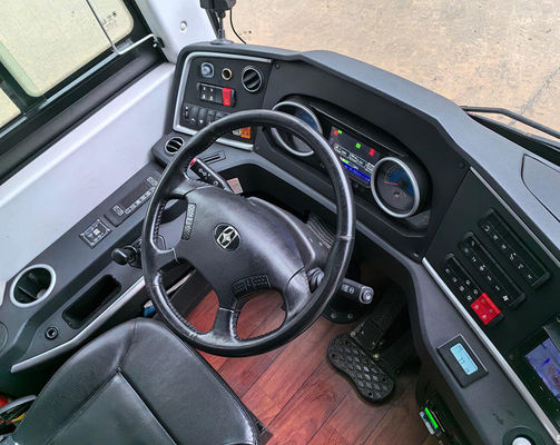 Yaxing LHD 48 صندلی اتوبوس استفاده شده اتوبوس دیزل سوخت حداکثر سرعت 100 کیلومتر در ساعت اتوبوس رانندگی