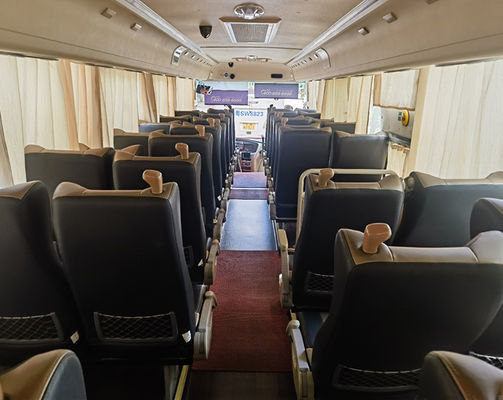 50 صندلی اتوبوس استفاده شده 12 متری موتور دیزل LHD یورو 5 اتوبوس استفاده شده