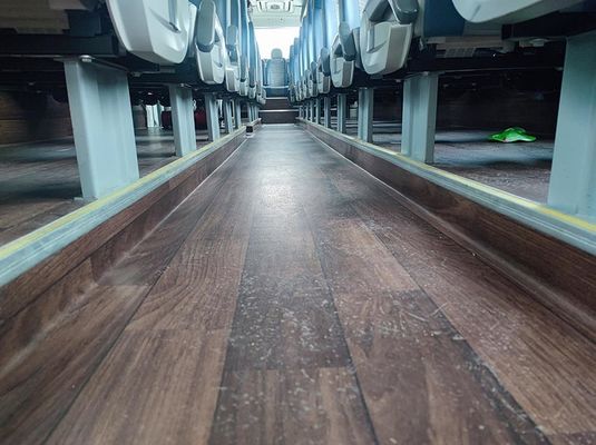 اتوبوس های دیزلی یورو 5 اتوبوس توریستی دست دوم حجم موتور فرمان چپ موقعیت فرمان 12 متر