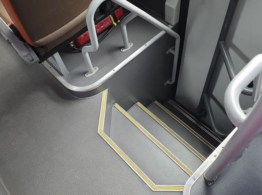 اتوبوس مربی استفاده شده اتوبوس دیزلی با قدرت موتور 220 کیلووات 50 صندلی اتوبوس توریستی استفاده شده