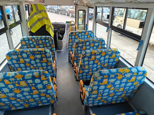 اتوبوس مدرسه ي قبل از مدرسه ي دست دوم 19 نفره در حالت خوب