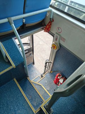 اتوبوس مسافربری دست چپ فرمان باقیمانده صندلی 57-59، موتور WP10.336N، مدل 336، حداکثر اسب بخار