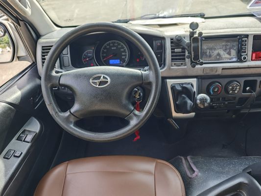 مینی‌بوس دست دوم دیزل داما 15 صندلی برای حمل و نقل افراد ابعاد کلی طول x عرض x ارتفاع میلی‌متر 5380×1880×2285